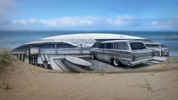 Yuk Intip Kreativitas Seniman Ini Sulap Papan Surfing Jadi Keren dan Unik