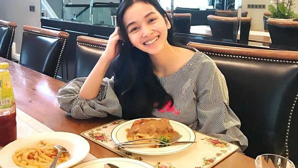 Ini Tya Arifin, Menantu Siti Nurhaliza yang Cantik dan Jago Masak