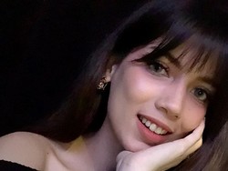 Heboh Revina VT Soal Polusi Visual, Sabrina Chairunnisa Pamer Perut Buncit