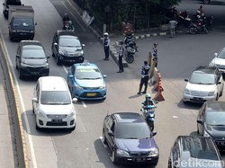 Anies Minta Warga Jakarta Maklumi Dampak Perluasan Ganjil-Genap