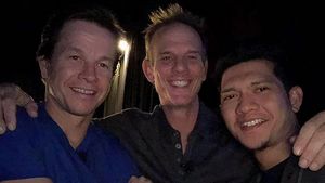 Melihat Kebersamaan Iko Uwais dengan Seleb Hollywood