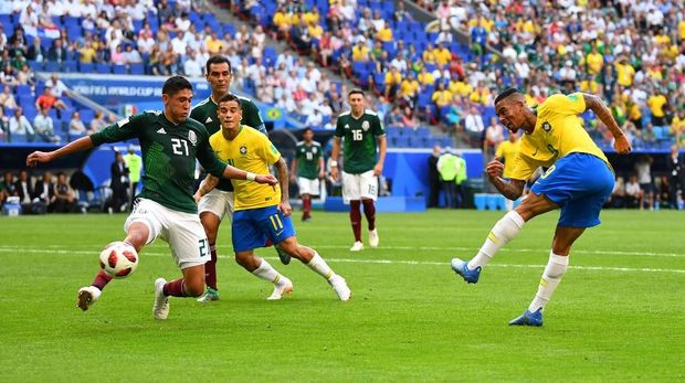 Gabriel Jesus memiliki satu peluang di babak pertama melawan Meksiko.