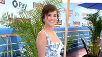 Gaya Bohemian Selena Gomez Rayakan Ulang Tahun, Manis Tapi Seksi
