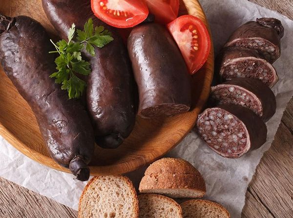 Hii..! 10 Makanan Khas Ini Terbuat dari Campuran Darah Segar Hewan