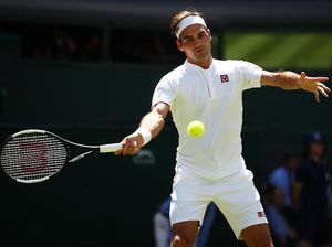 Tampil dengan Sponsor Baru, Federer Lewati Babak Pertama Wimbledon