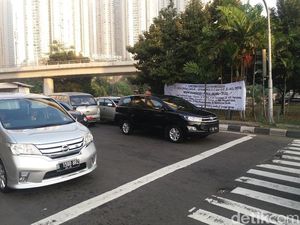 Pro-Kontra Pengemudi soal Perluasan Ganjil-Genap di Tomang