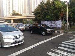 Pro-Kontra Pengemudi soal Perluasan Ganjil-Genap di Tomang