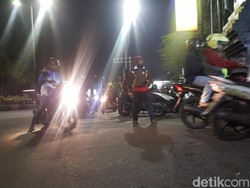 Pascaricuh dengan Warga, Pemuda Papua Ini Datangi Kantor Polisi