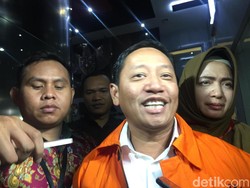 Ditahan KPK, Cagub Malut Ahmad Mus Bangga Menang Pilkada