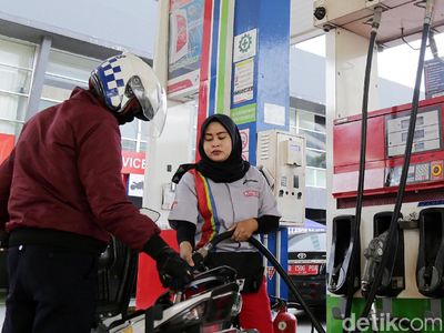 Lagi! Harga Pertamax Merangkak Naik