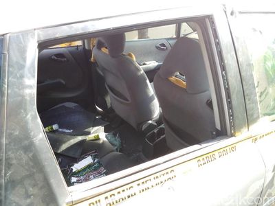 Penampakan Mobil yang Diberondong Tembakan di Sleman