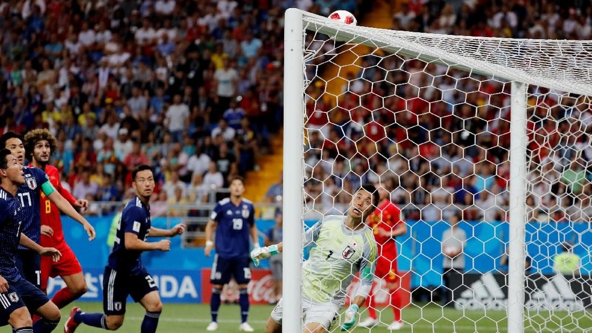 Proses gol gila Jan Vertonghen (Foto: Toru Hanai/Reuters)