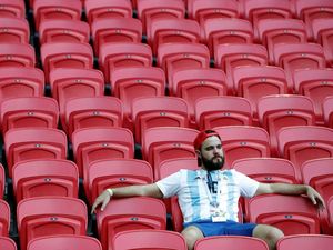 Maaf, Kami Hanya Mendukung Argentina