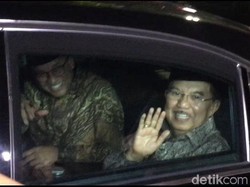Mereka yang Diajak JK Semobil: Anies Hingga Wakapolri