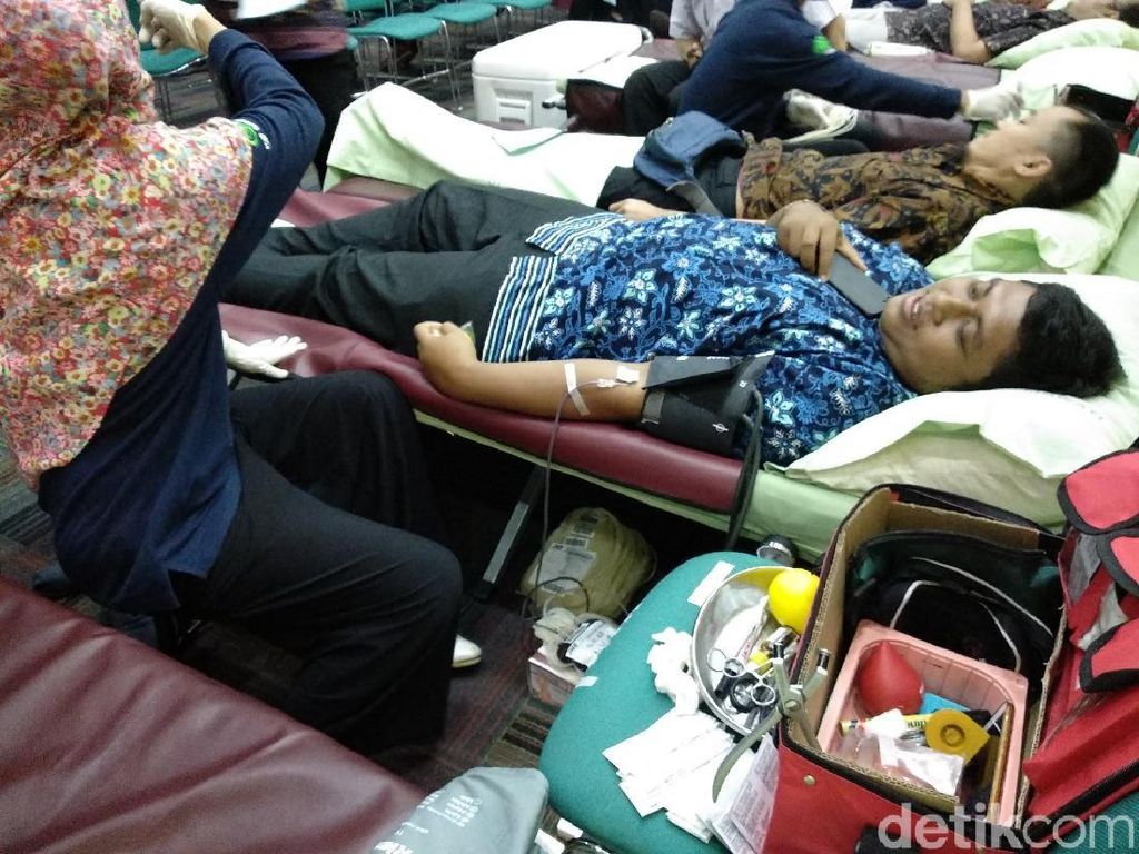 Cerita Mereka yang Diterima dan Ditolak Donor Darah Cerita Mereka yang Diterima dan Ditolak Donor Darah