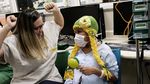 Pesta Kecil Pasien Kanker Atas Kemenangan Brasil
