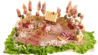 Wow! Rumah Hingga Gaun Pengantin Cantik Ini Terbuat dari Salami