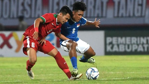 Timnas Indonesia U-19 dijadwalkan menghadapi Thailand pada laga uji coba malam ini.