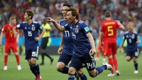 Jepang tidak main bertahan dalam posisi unggul. Mereka kembali mendapat gol kedua lewat tembakan dari luar kotak penalti yang dilepaskan Takashi Inui di menit ke-52. (Foto: Marko Djurica/Reuters)