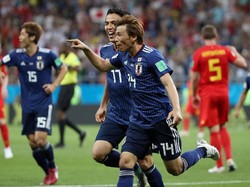 Jepang tidak main bertahan dalam posisi unggul. Mereka kembali mendapat gol kedua lewat tembakan dari luar kotak penalti yang dilepaskan Takashi Inui di menit ke-52. (Foto: Marko Djurica/Reuters)