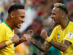 Gonta-ganti Gaya Rambut ala Neymar di Piala Dunia 2018