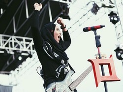 Heboh Chua Kotak Berhijab saat Manggung