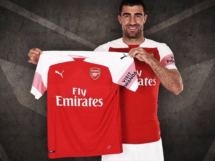 Sokratis Papastathopoulos resmi jadi pemain Arenal (Arsenal.com) Sokratis Papastathopoulos resmi jadi pemain Arenal (Arsenal.com)