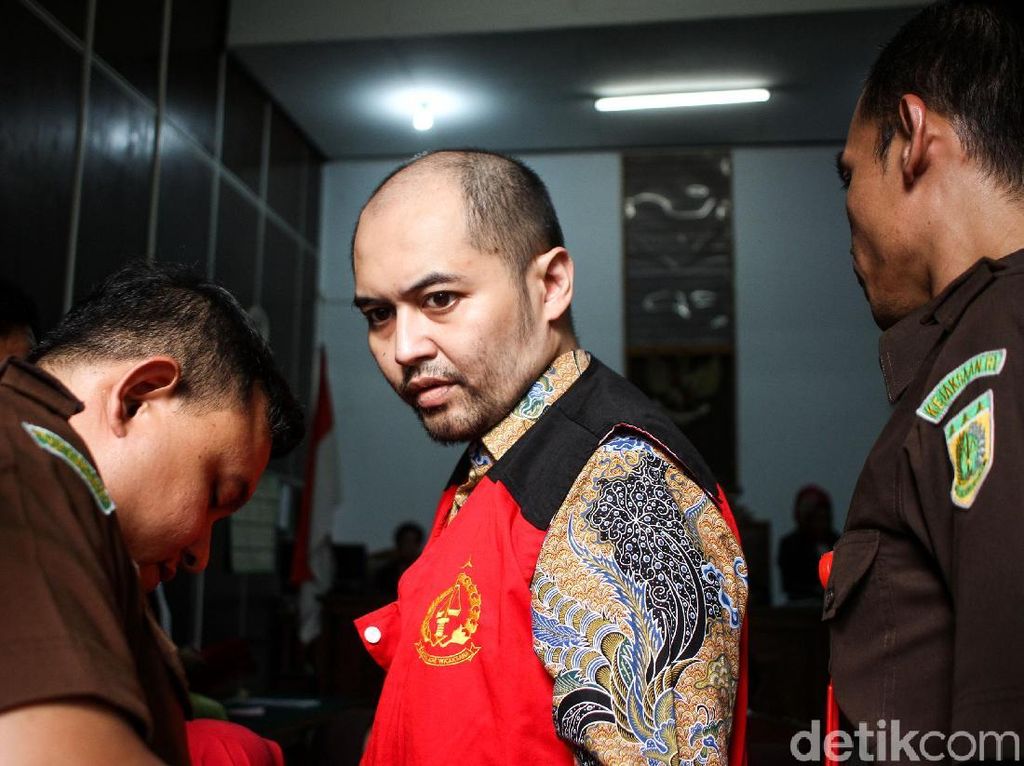 Arseto Pariadji Pemfitnah Jokowi Kini Dihukum di Kasus Narkoba