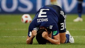 Ketika Para Samurai Biru Terkapar di Lapangan Hijau