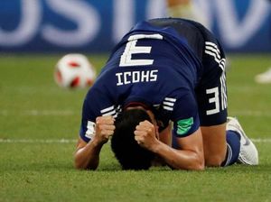 Ketika Para Samurai Biru Terkapar di Lapangan Hijau