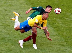 Neymar Lawan Meksiko: Cetak Gol, Assist dan Diinjak