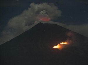 2.731 Warga Mengungsi Akibat Erupsi Gunung Agung