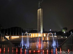 Bukan Monas, Begini Cantiknya Air Mancur Menari di Lapangan Banteng