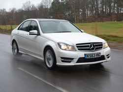 Penyelamat Gawang Inggris Bermobil Jerman