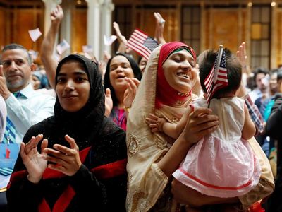 Sah! Ribuan Imigran di Amerika Kini Berstatus Warga Negara