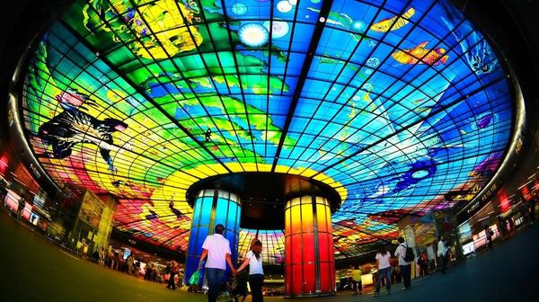 Foto: Karya Seni Kaca Terbesar Dunia