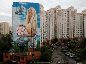 Ada Mural Piala Dunia di Moskow yang Tuai Kontroversi