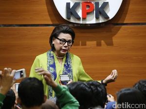 KPK Amankan 7 Orang Saat OTT Bupati Lampung Selatan KPK Amankan 7 Orang Saat OTT Bupati Lampung Selatan