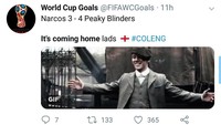 Gaya fans Inggris nih sekarang. Mereka beranggapan Inggris bakal memulangkan trofi Piala Dunia 2018 ke negara yang menemukan sepakbola. Its Coming Home! (Foto: Twitter @FIFAWCGoals)
