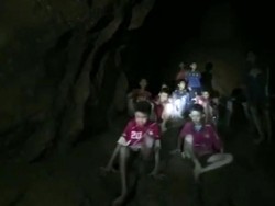 Evakuasi 12 Anak Thailand yang Terjebak di Gua Masih Belum Jelas