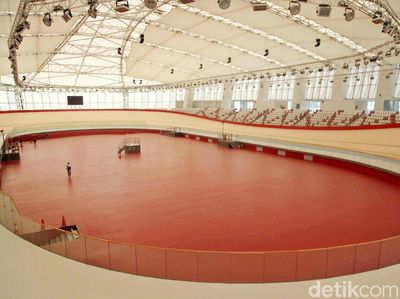 Megahnya Arena Balap Sepeda Velodrome Kebanggaan Indonesia