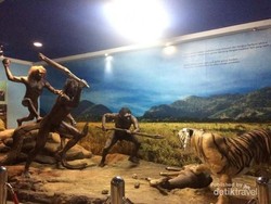 SangiRun Night Trail Ajak Publik Belajar Budaya Manusia Purba