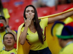 Adu Heboh Suporter Kolombia Vs Inggris di Luar Stadion