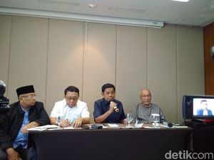 Mensos Pastikan Bantuan Pengungsi Gunung Agung Aman Mensos Pastikan Bantuan Pengungsi Gunung Agung Aman