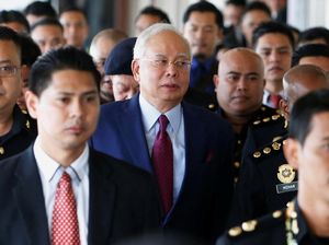 Najib Dijerat 4 Dakwaan Terkait Penyelewengan Dana 1MDB Rp 296 M Najib Dijerat 4 Dakwaan Terkait Penyelewengan Dana 1MDB Rp 296 M