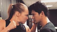 Bugarnya Ronda Rousey, Si Kekar Cantik Lawan Main Iko Uwais