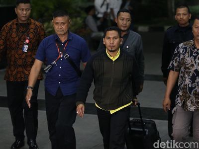 Bupati Bener Meriah Digelandang ke KPK