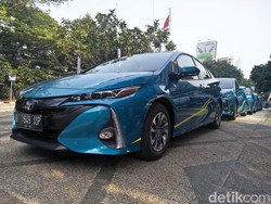 GIIAS 2018: Toyota Beri Garansi Tambahan untuk Baterai Mobil Listrik