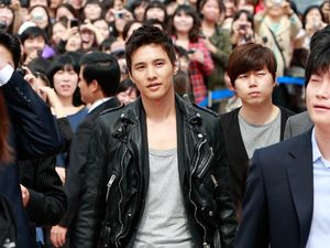 Hanya Jadi Model Endorse Tanpa Proyek Akting, Won Bin Dikritik