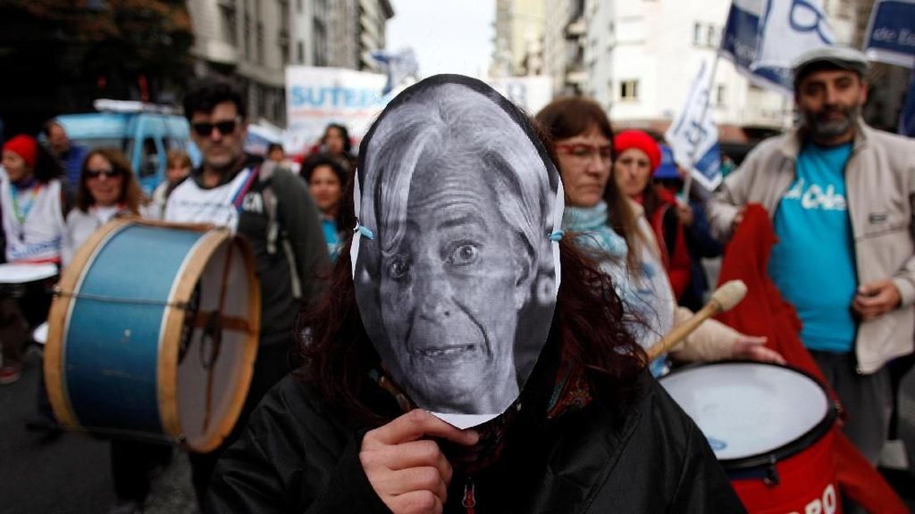 Anggaran Dipotong, Guru di Argentina Mogok Kerja